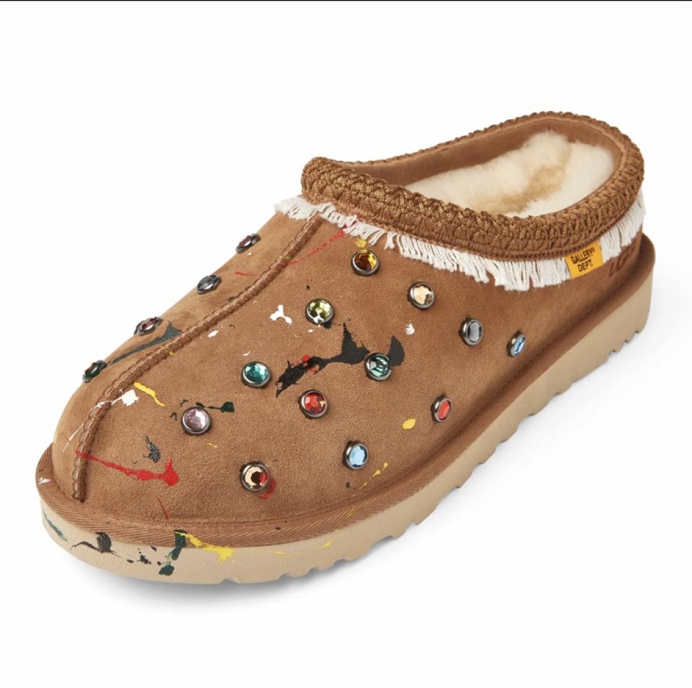 UGG Gallery Dept Tasman - image 1 of 11